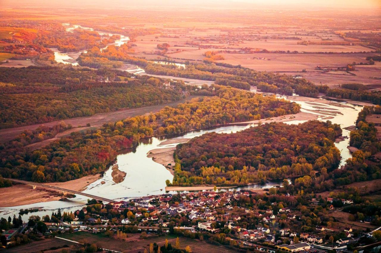 Camping Les Portes De Sancerre Saint-Satur Esterno foto