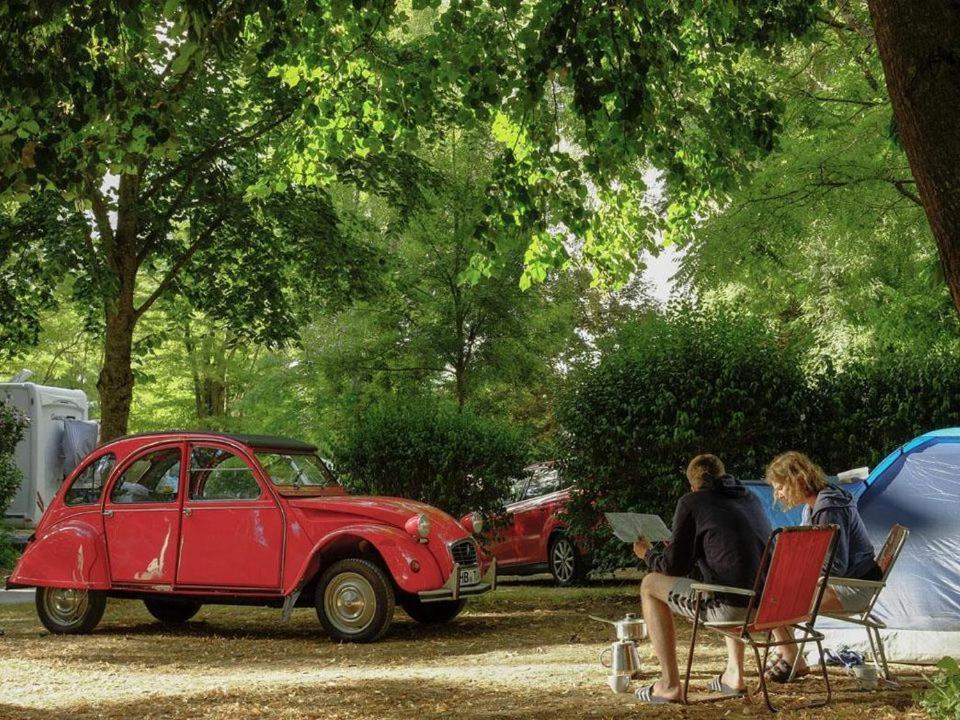 Camping Les Portes De Sancerre Saint-Satur Esterno foto